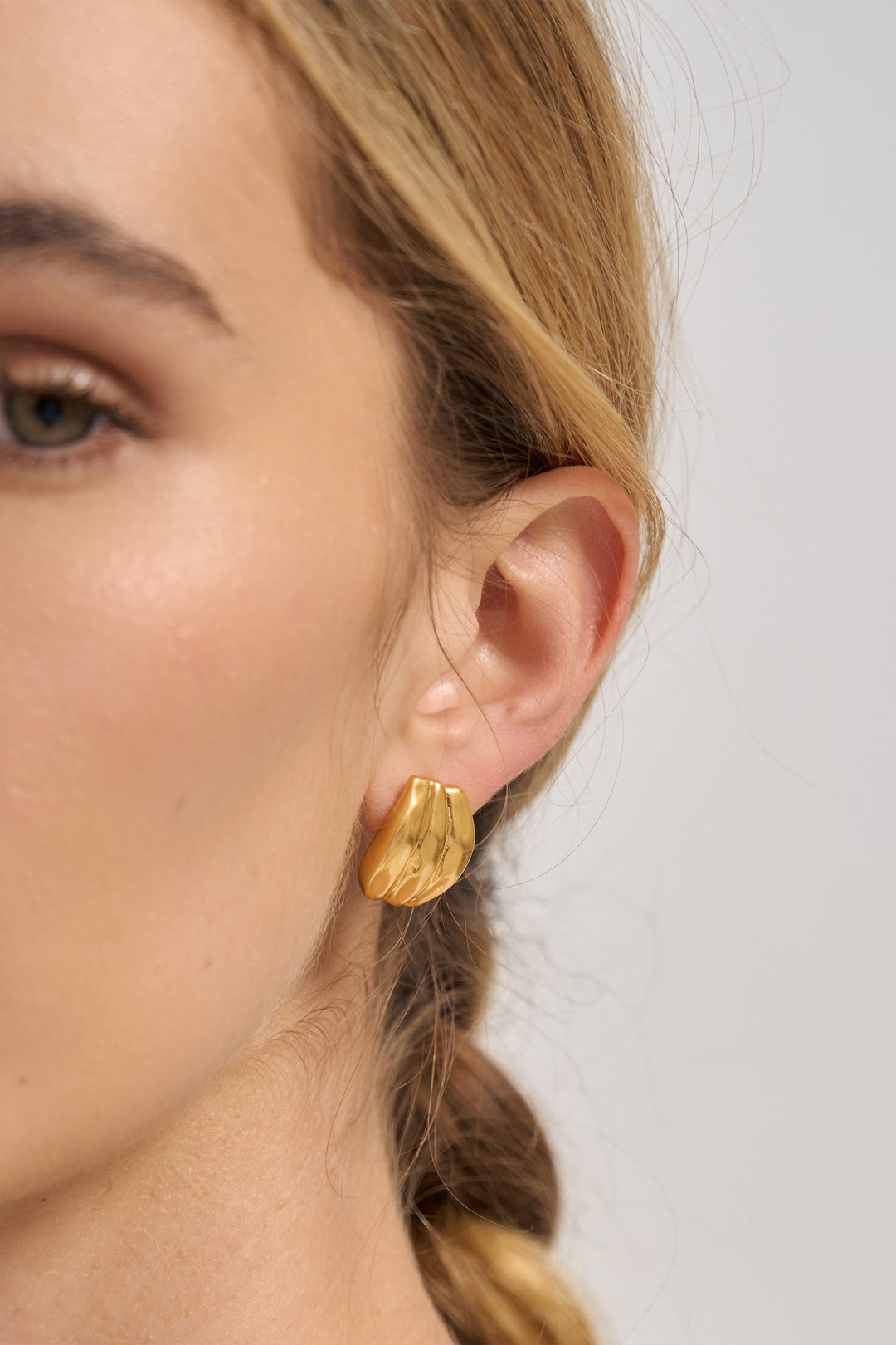 Brie Leon Sloane Earrings | Gold
