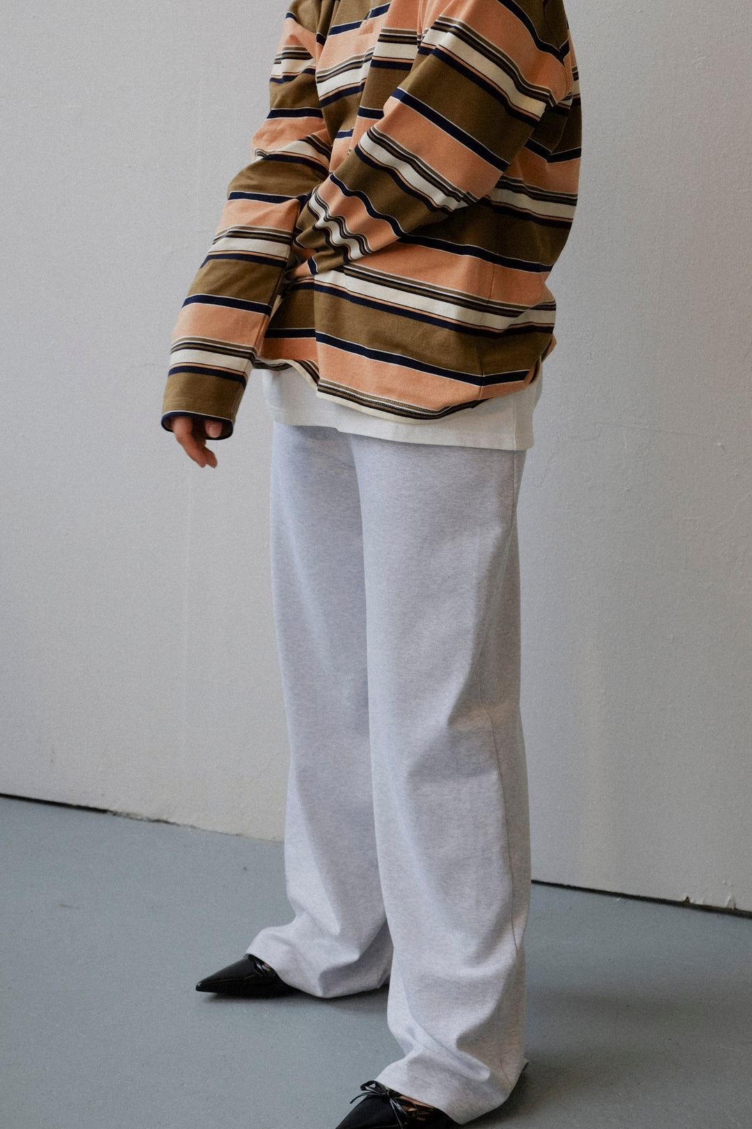 Commonplace Essentials Prend Pant | Grey