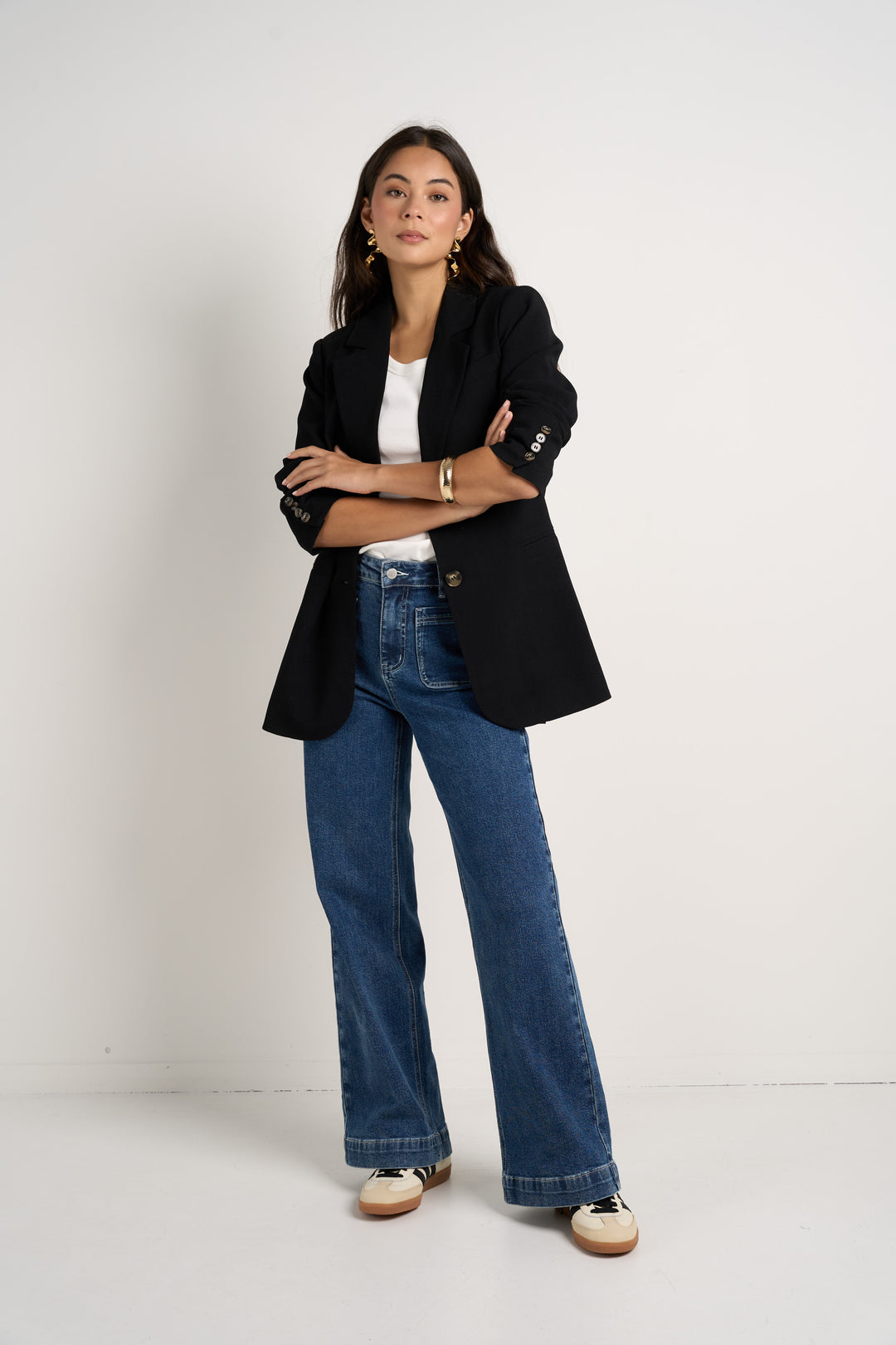 Among The Brave Bestie Crepe Relaxed Fit Blazer | Black
