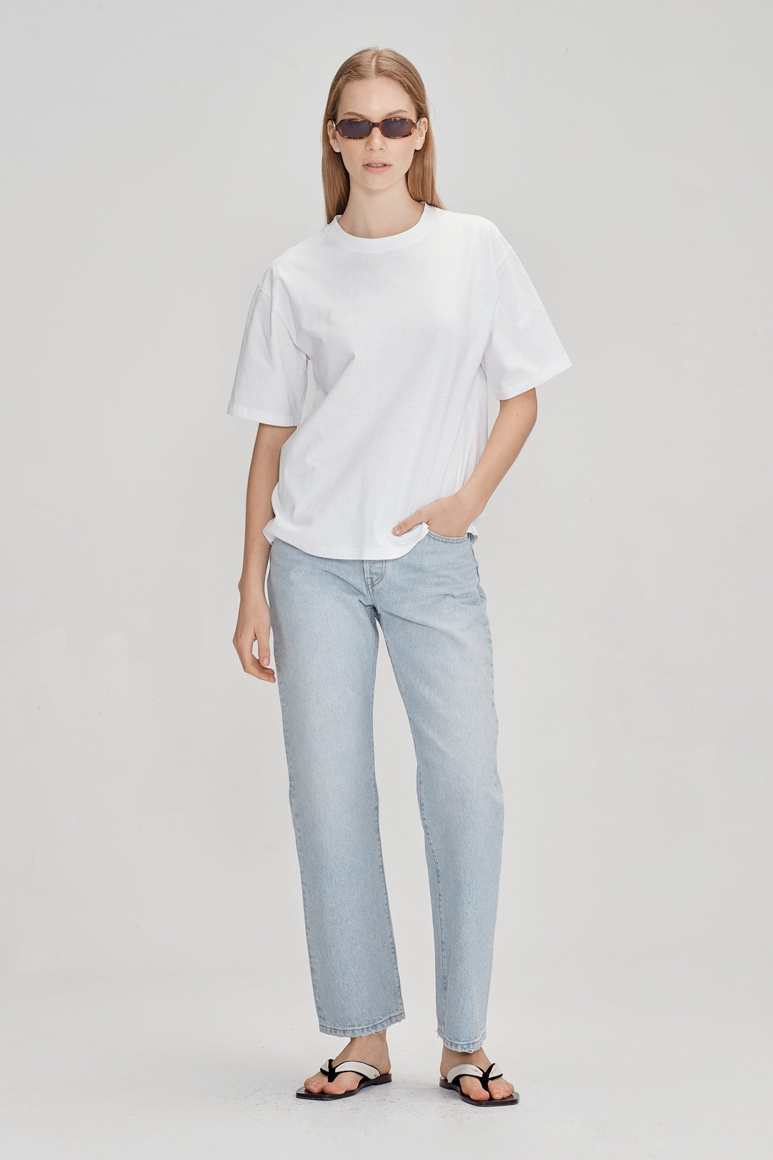 Commoners Organic Cotton Relaxed Tee - White