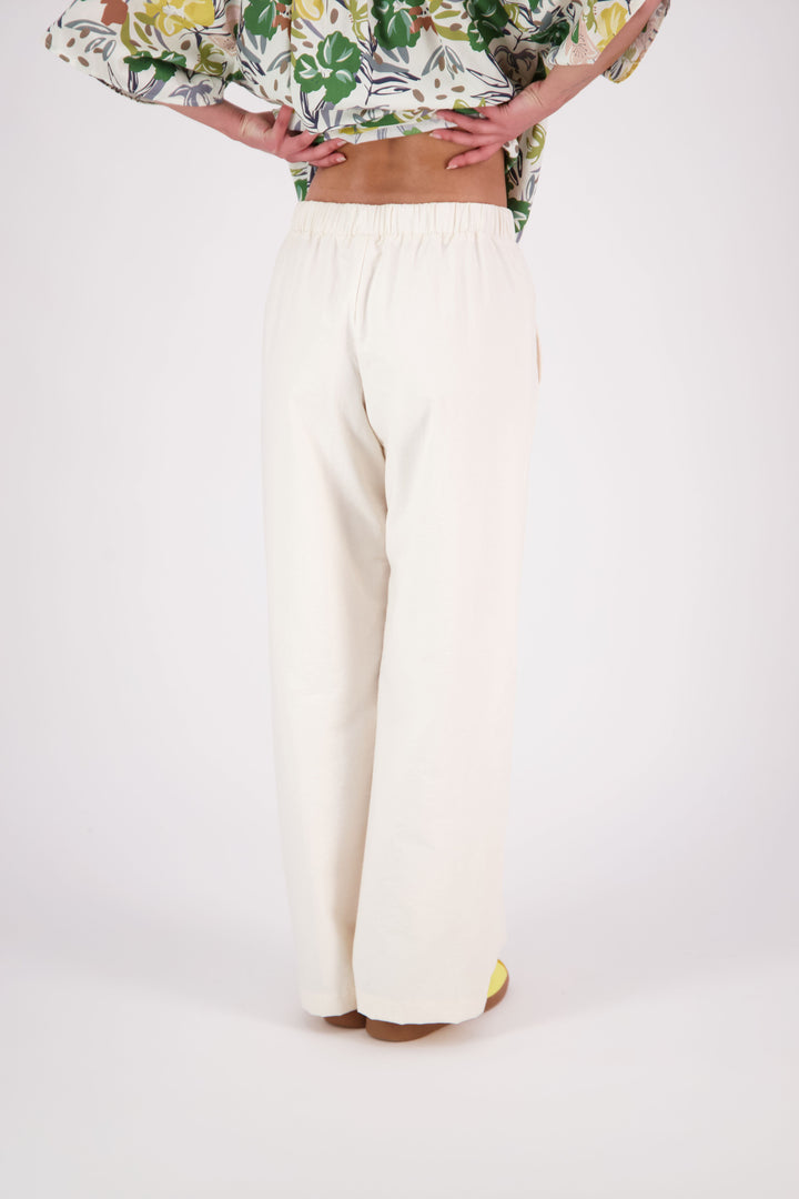 Nes Cotton Blend Gin Pant | Buttercream