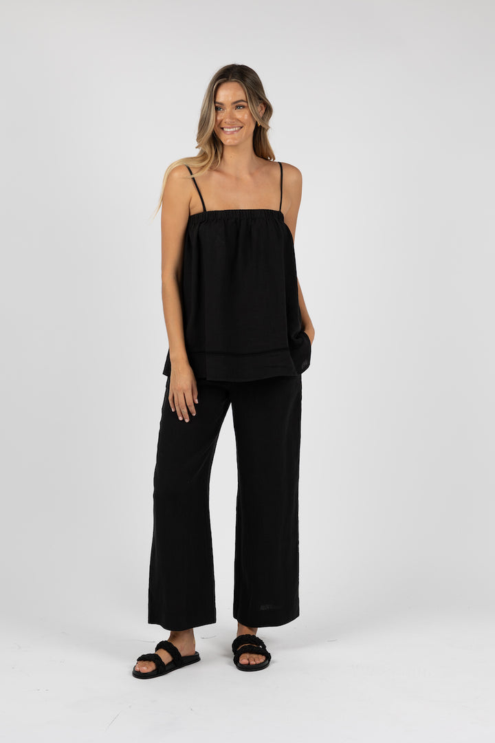 Humidity Claudia Cami | Black