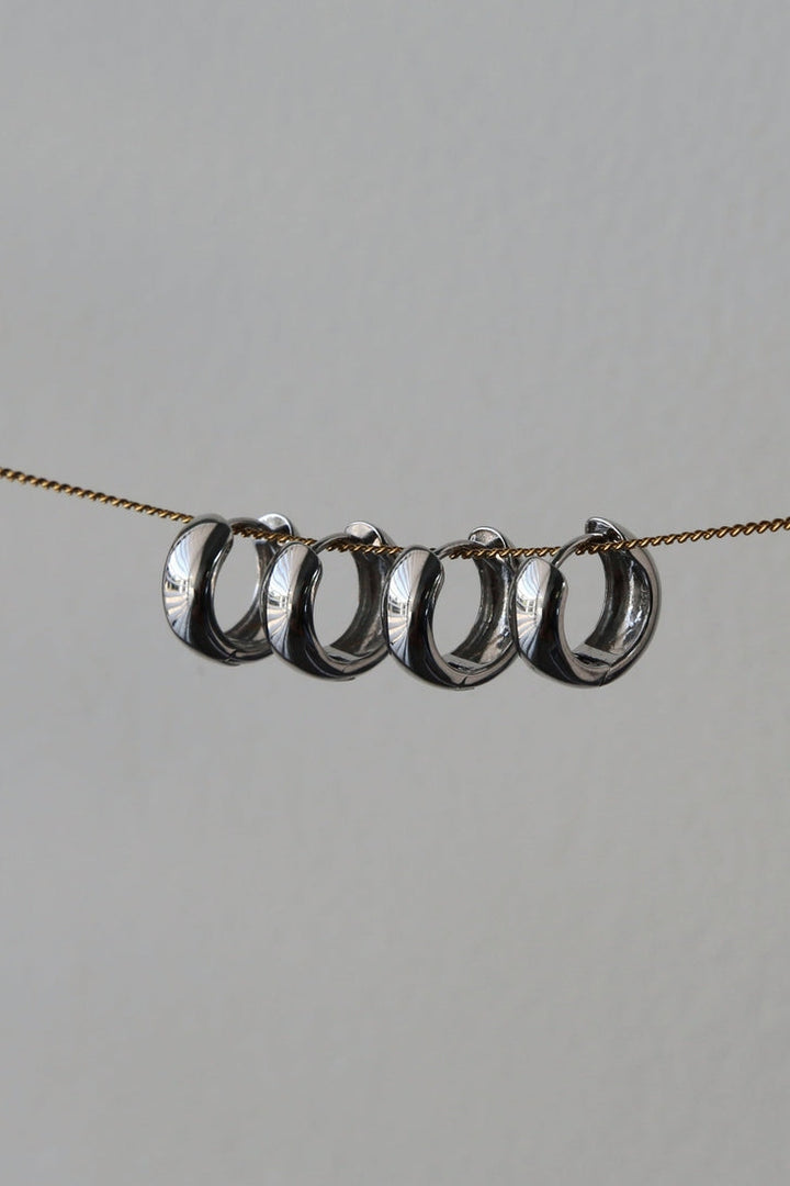 Studio Z Olive Earrings | Silver