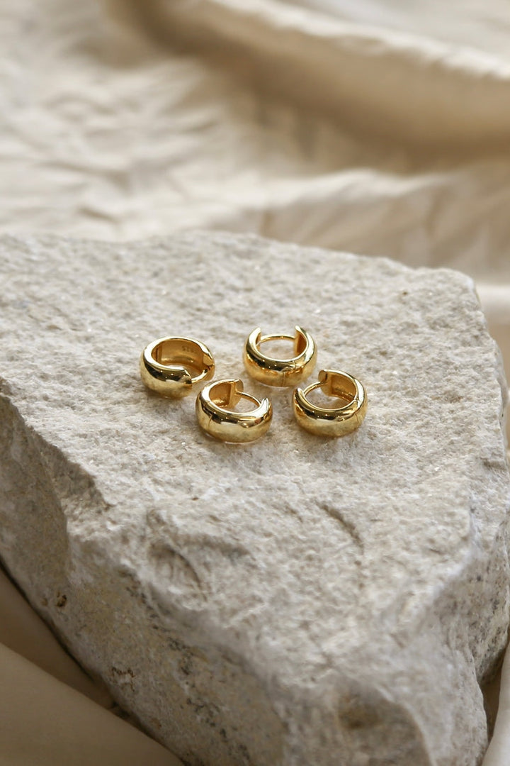 Studio Z Olive Earrings | Gold