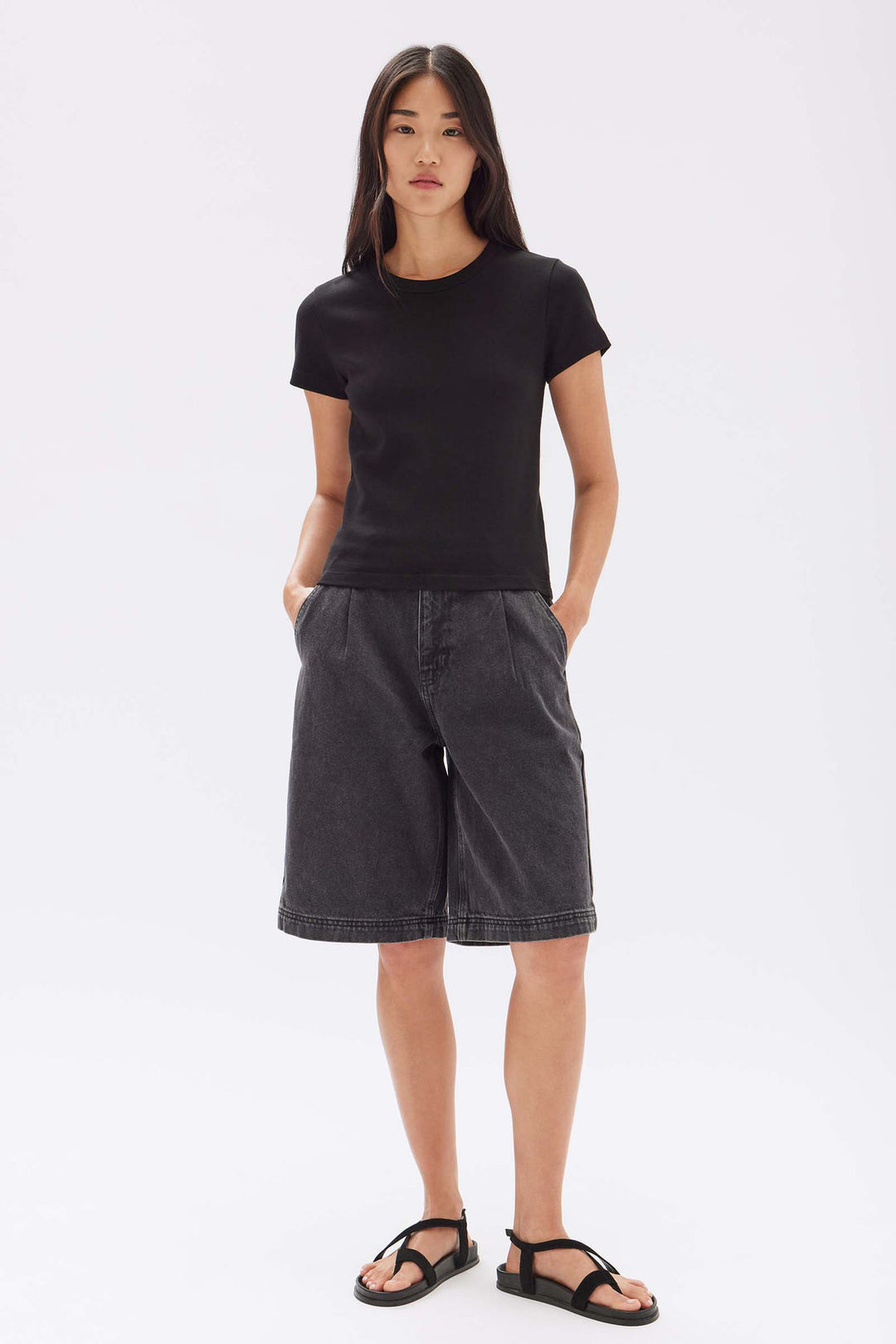 Assembly Label Slack Pleat Denim Short | Vintage Black
