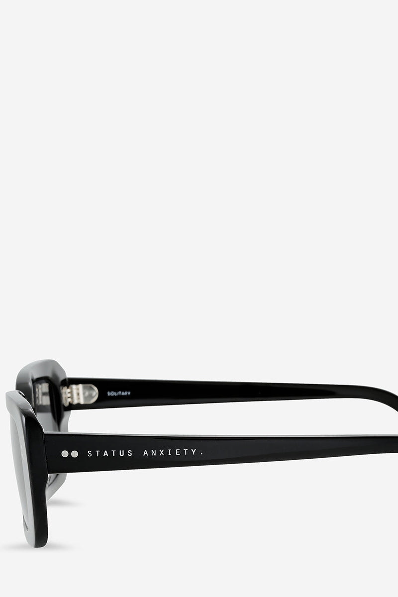 Status Anxiety Solitary Sunglasses - Black