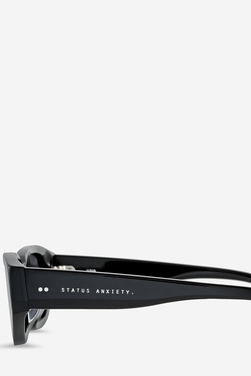 Status Anxiety Luna Sunglasses | Black