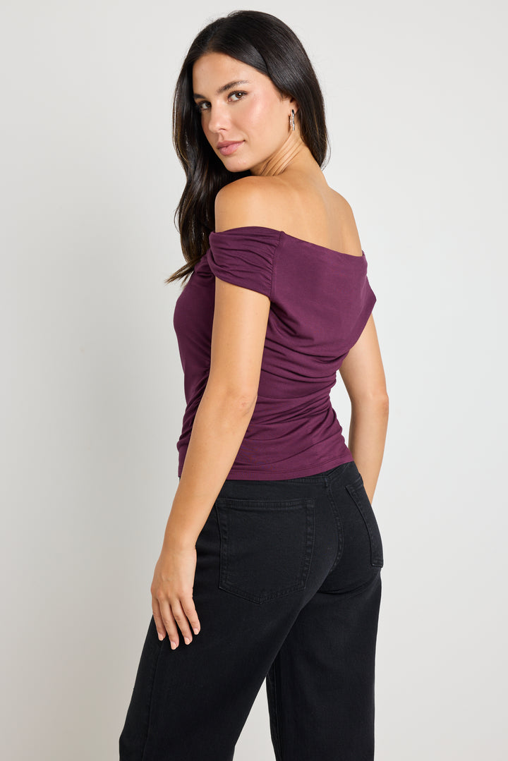 Stories Be Told Nightlife Stretch One Shoulder Top | Burgandy