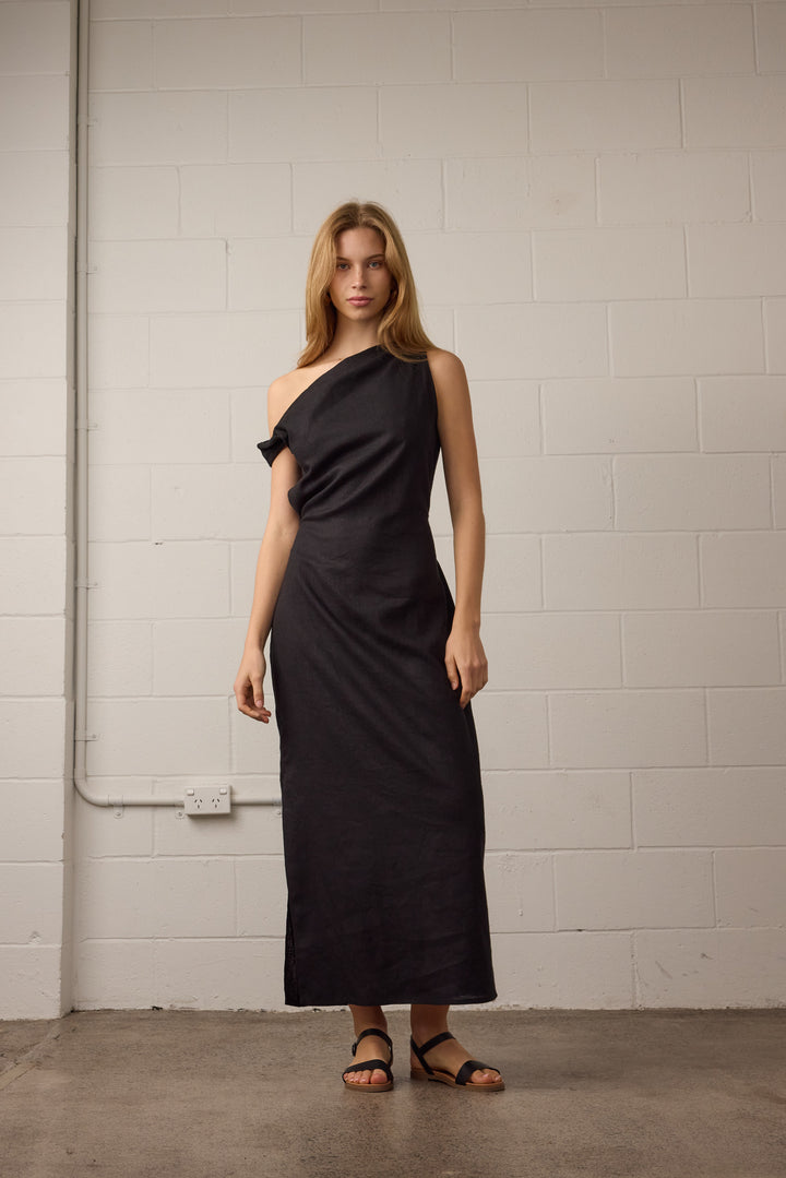 Towa Leo Dress | Black