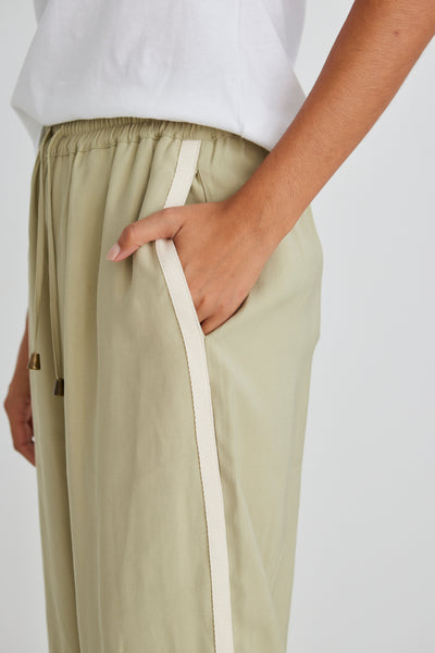 Stories Be Told Townie Pant | Sage