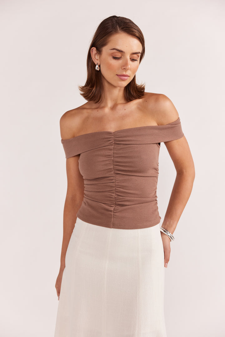 Staple The Label Celia Off Shoulder Top | Latte