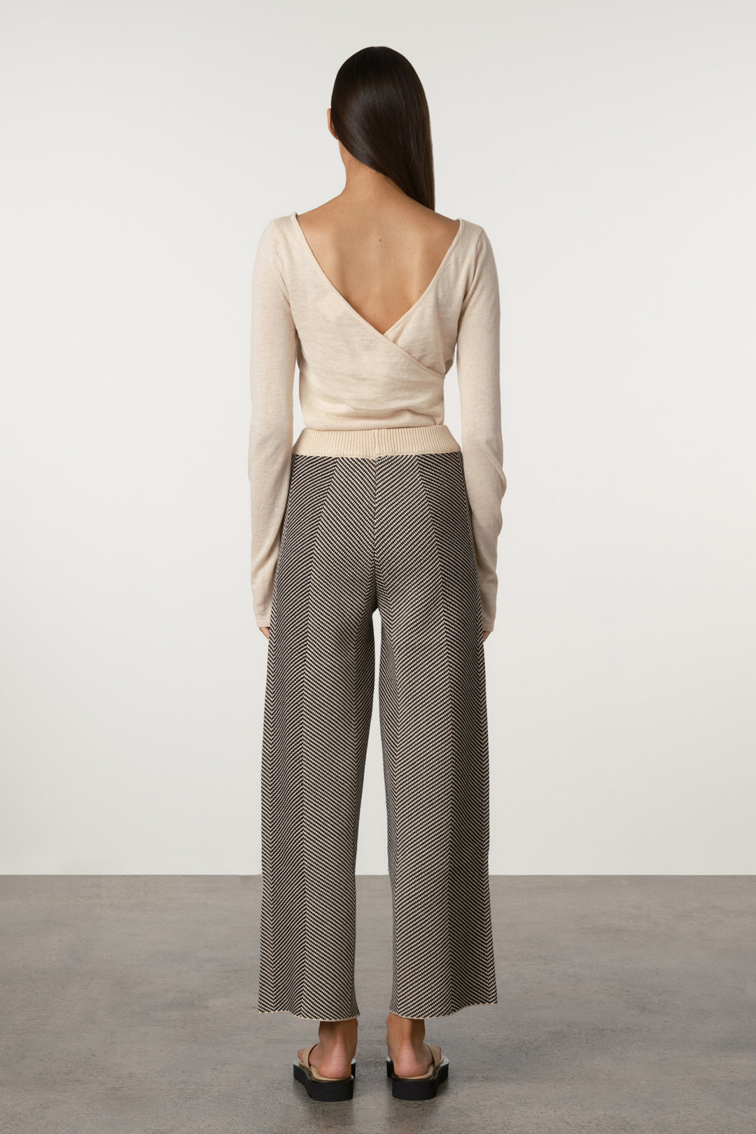 Zulu & Zephyr Knit Pant | Black Herringbone