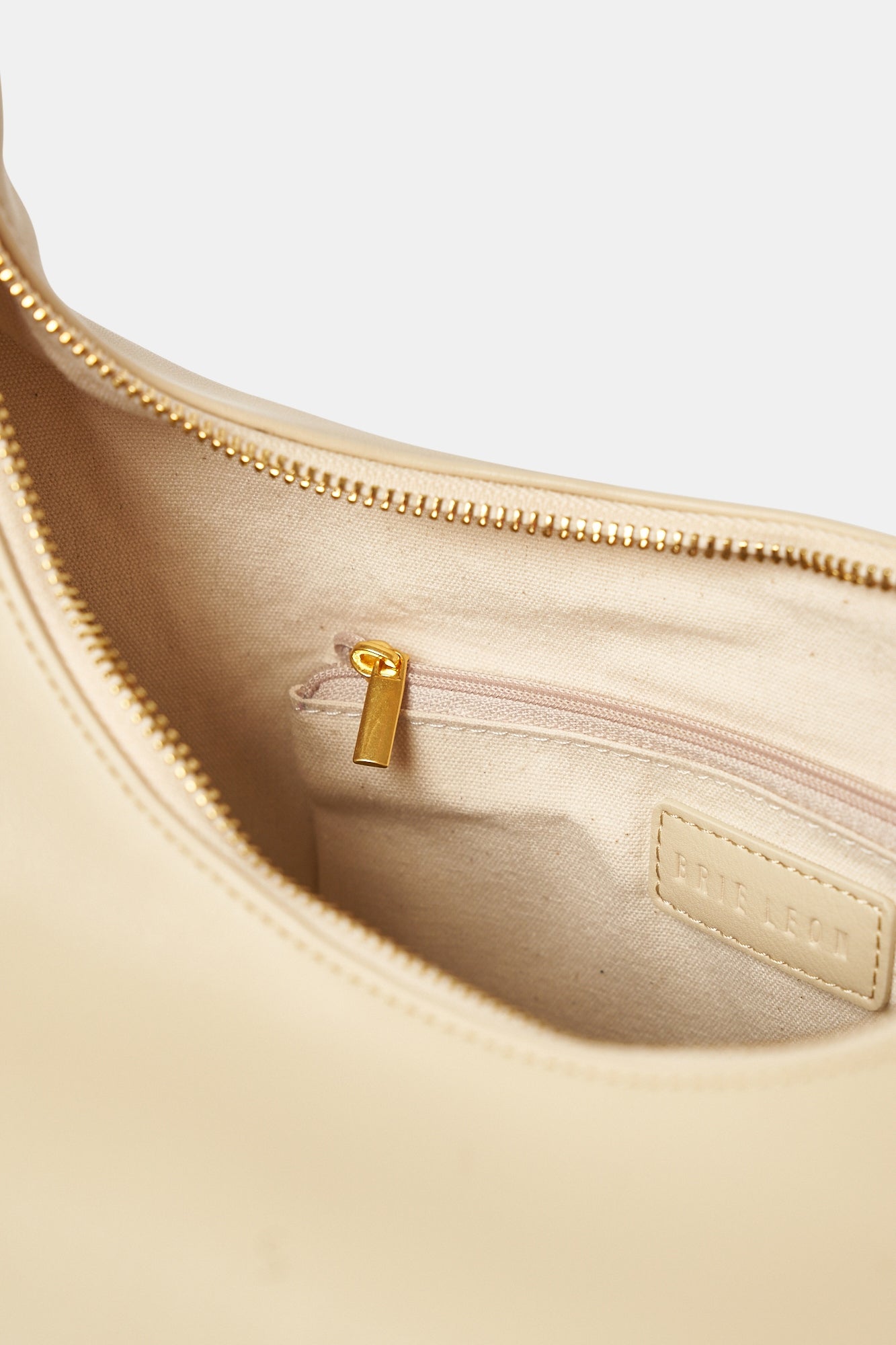 Brie Leon Large Everyday Croissant Bag - Cashew