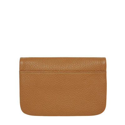 Nothing lasts forever they say, but we can assure you that the Impermanent wallet is likely to last a bloody long time. Stash your stuff in its relaxed less structured form and slip it into your pocket or handbag.  Soft shrunken pebble leather 6 individual card slots (plus 2 multicard spaces) Internal zip pocket for loose change