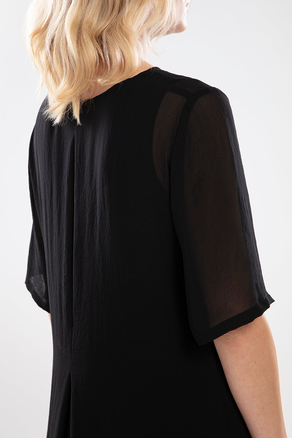 Nes Women's Adore Dress | Black
