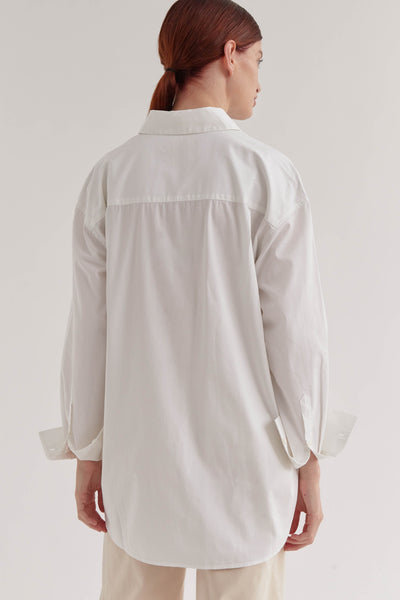 ASSEMBLY LABEL EVERYDAY POPLIN SHIRT - WHITE  The Assembly Label Everyday Poplin Shirt is a stylish button-up long sleeve shirt, now available in White. 