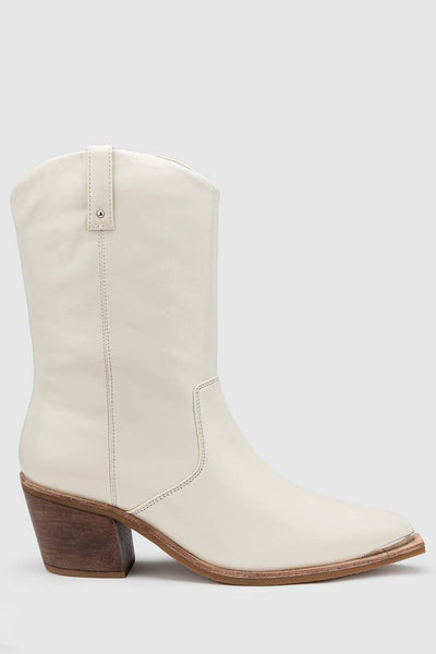CHAOS & HARMONY JOURNEY BOOT - WHITE  The Chaos & Harmony Journey Boot is a simple stylish leather boot perfect for daily wear; now available in; White.