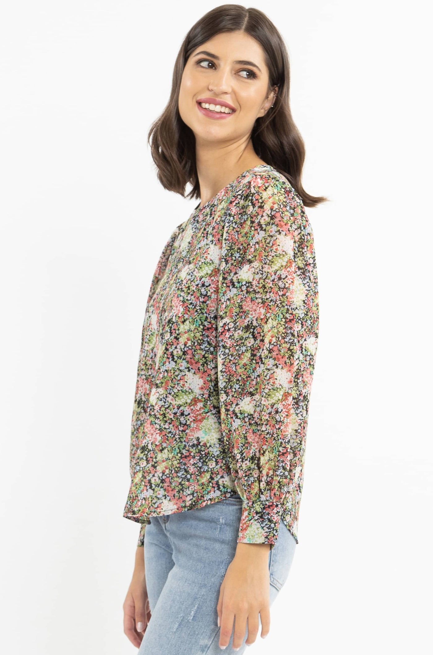 LEILA + Luca Forever Top - Multi Floral  The Leila + Luca Forever Top is a gorgeous feminine long sleeve which can easily be dressed up or down.  It features elasticated ruched sleeve cuffs, each sporting a single ruffle, finished with a gently curved hemline dropping slightly lower at the back and keyhole closure.      Sizes; 8, 10, 12, 14     Elasticated ruched sleeve cuffs     Curved hemline     100% Polyester