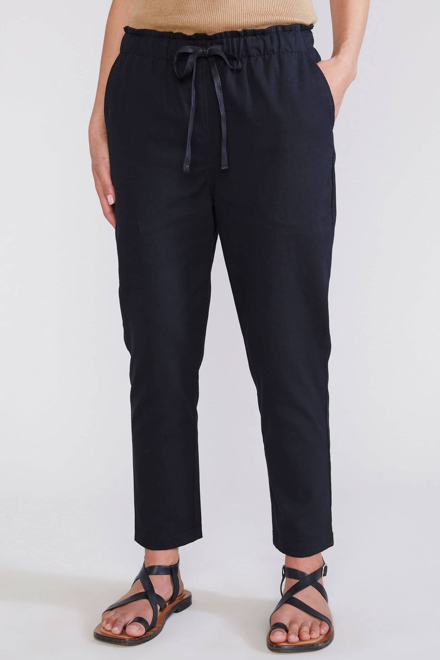 LAING STELLA DRAWSTRING PANT  The Laing Stella Drawstring Pants are the perfect basic wardrobe staple, now available in Black and White.