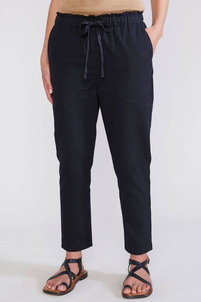 LAING STELLA DRAWSTRING PANT  The Laing Stella Drawstring Pants are the perfect basic wardrobe staple, now available in Black and White.