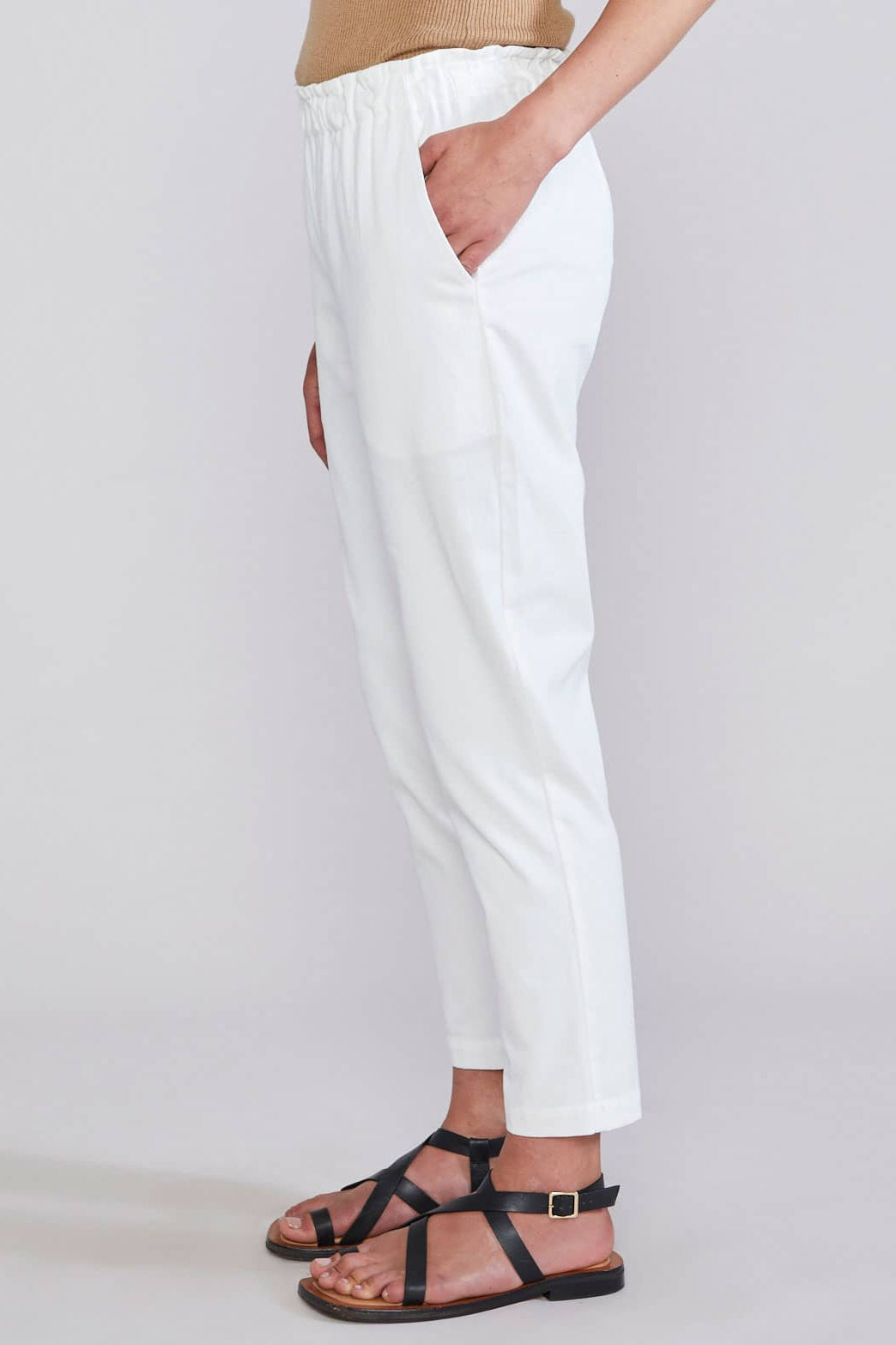 LAING STELLA DRAWSTRING PANT  The Laing Stella Drawstring Pants are the perfect basic wardrobe staple, now available in Black and White.