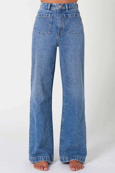 ROLLAS SAILOR JEAN LONG - MID VINTAGE BLUE  The Rollas Sailor Jeans are now available in Mid Vintage Blue, and are a stylish modernised take on classic flares.